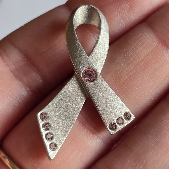 Avon brooch breast cancer awareness pin silver tone pink rhinestones y2k - Picture 2 of 8